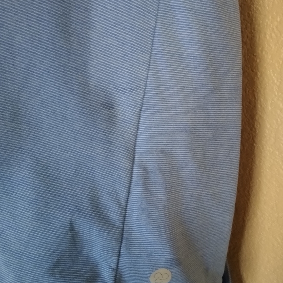 Zella M Blue Razor back strappy tank. - Picture 4 of 7